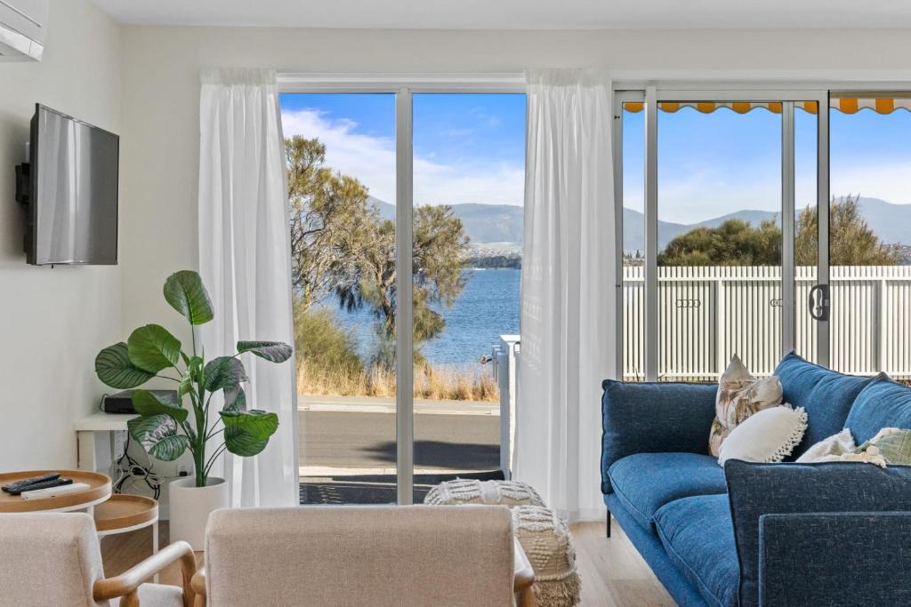 Rose Bay Villa | Rose Bay Riverfront - Dreamy Luxury by the Water