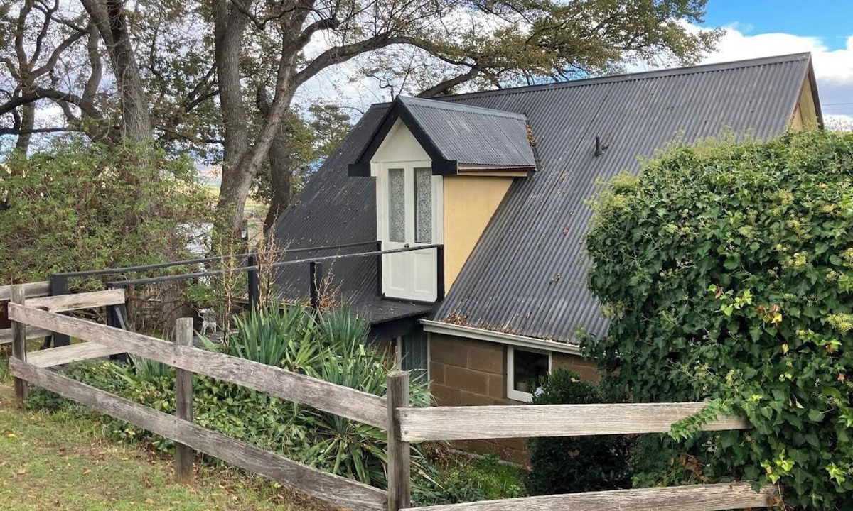 Hamilton Cottage | Rose Cottage