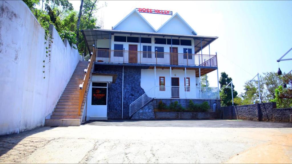 Chithirapuram House | Rose valley