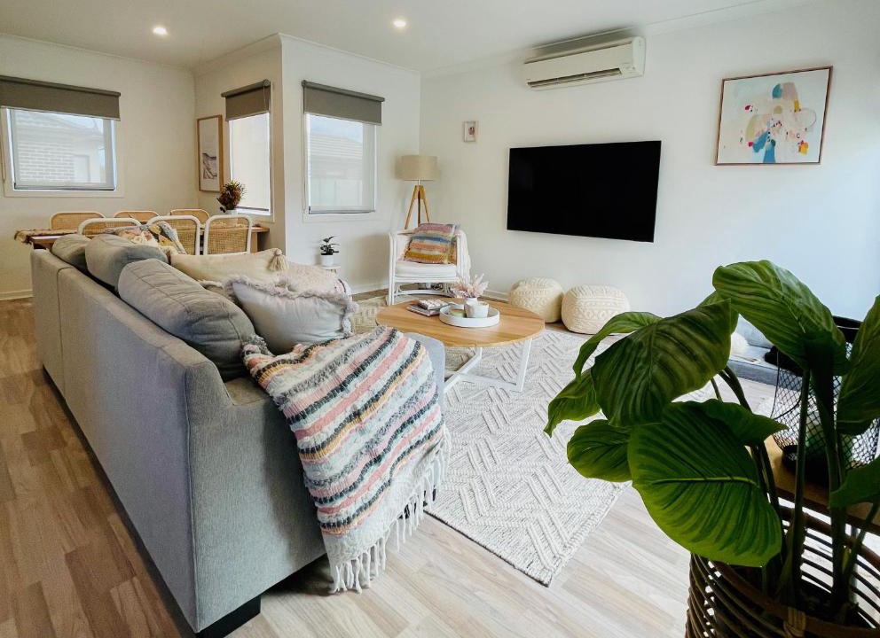 Rosebud House | Rosebud Bay Beach House