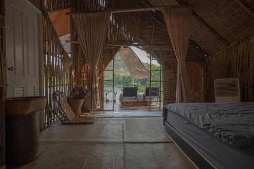 Ratchaburi Other | Royal mountain Hut