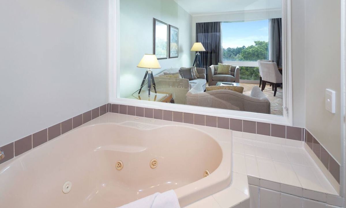 Brisbane Central Business District Hotel | Royal On The Park