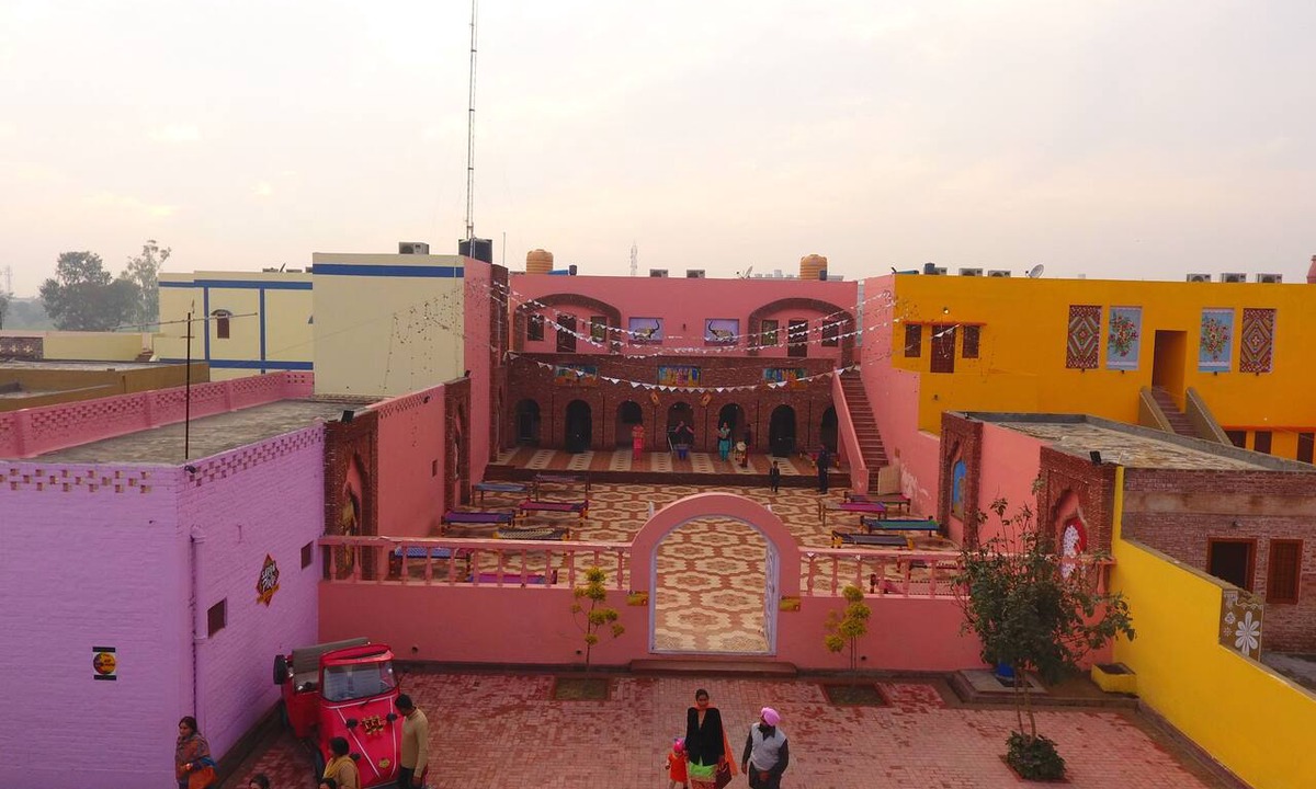Amritsar Hotel | Sadda Pind