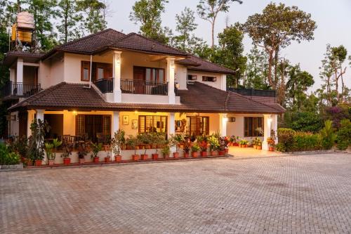 Mudigere Villa | SaffronStays Coffeeshire