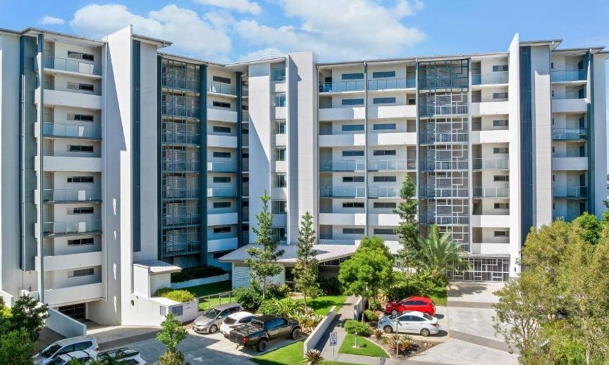 Birtinya Apartment | Salt Apartments Unit 16, 12 Bright Place, Birtinya