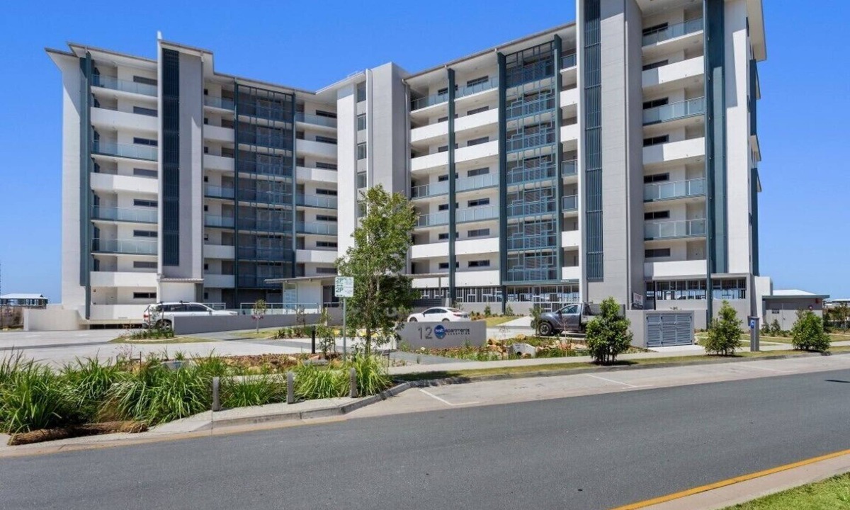 Birtinya Apartment | Salt at Oceanside