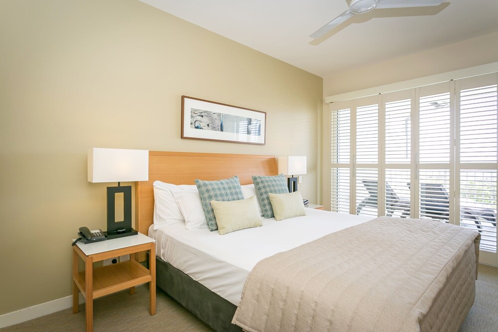 Kingscliff Apartment | Salt Beach - Relaxing 2 Bedroom Spa Suite - Wi-Fi Included!