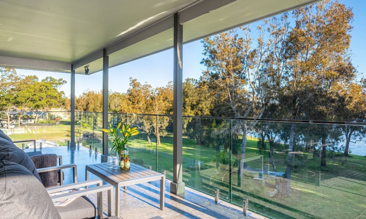 Sanctuary Point House | Sanctuary Coastal Oasis - Stay 3 Pay 2