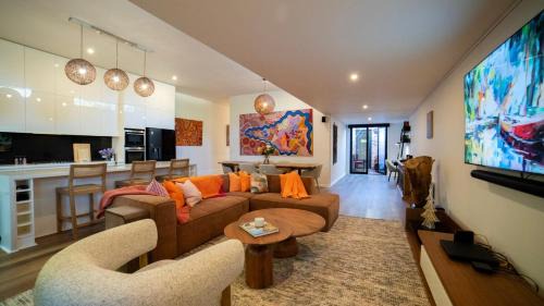Armadale House | Sanctuary on Stanhope - Art & Modern Luxury
