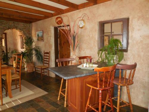 Cadell House | Sandalmere Cottage
