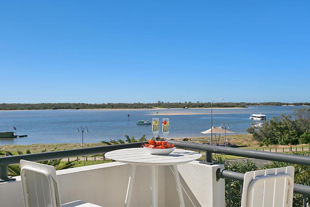 Labrador Apartment | Sandcastles On The Broadwater