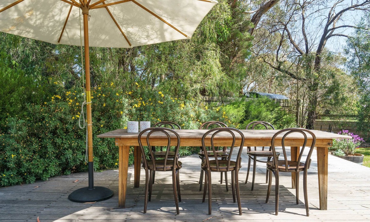 Shoreham House | Sandy feet at Shoreham - Swimming Pool, Walk to the Beach, Wood Fire