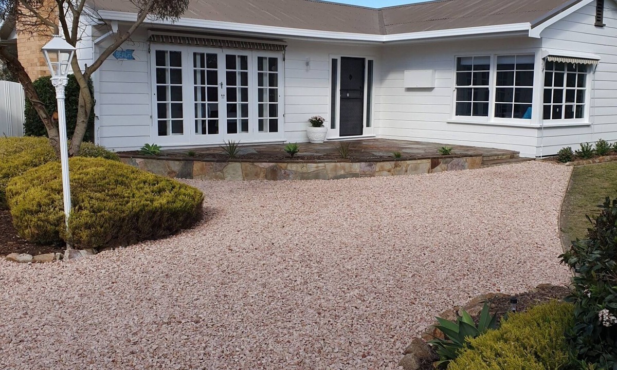 Capel Sound House | Sandy Toes Capel Sound - Newly Refurbished 2-minute walk to the beach & shops