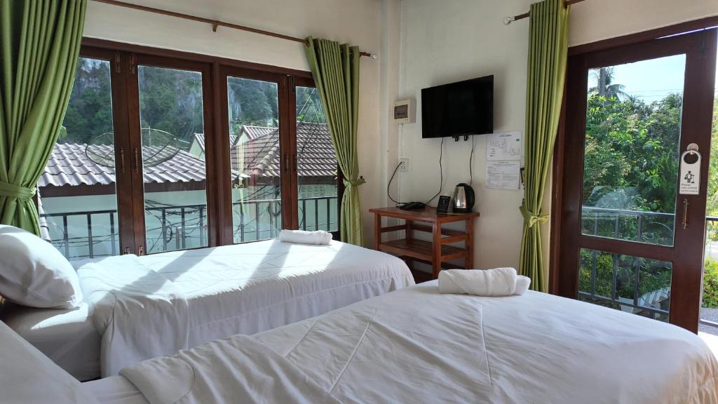Khao Chaison House | Sanfhan Resort-SHA Plus
