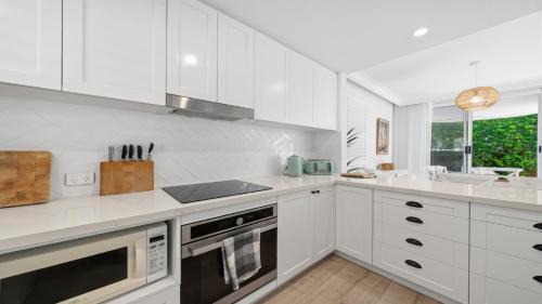 Terrigal House | Sea Glass