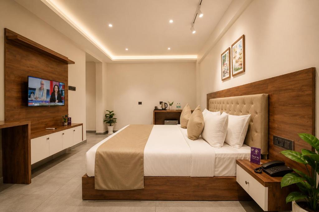 Shenoys Hotel | Seaking Suites-MG Road