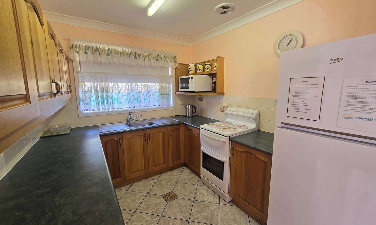 Narrawallee House | Seascape Macleay Street