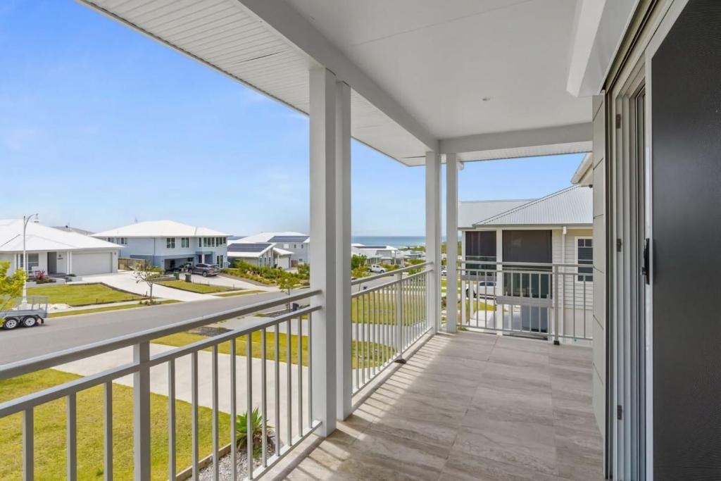 Catherine Hill Bay House | Seaside Bliss with Ocean Views