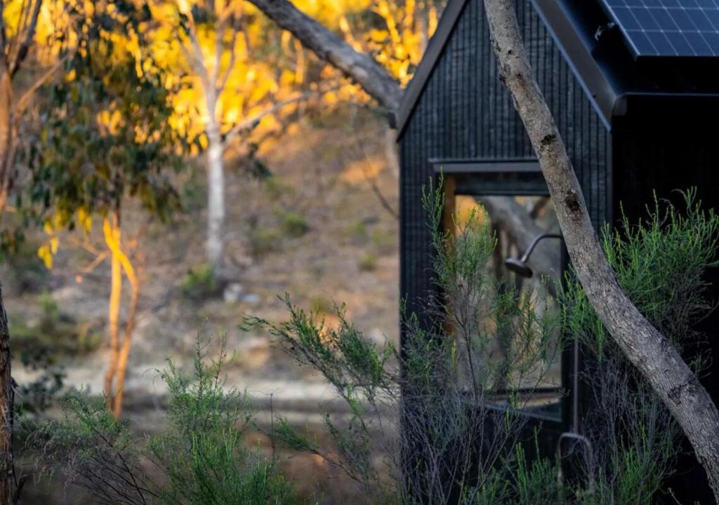 Mount Alexander Shire House | Secluded off-Grid cabin with water views - Marcel