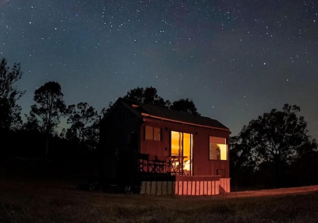 Flinders Lakes House | Secluded & Pet Friendly Cabin Deep in Nature - Zerya