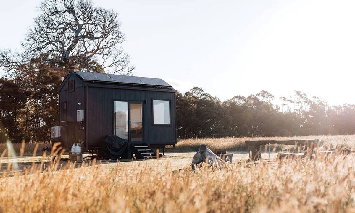 Dunkeld Cabin | Secluded Tiny House with Mountain Views in Victoria