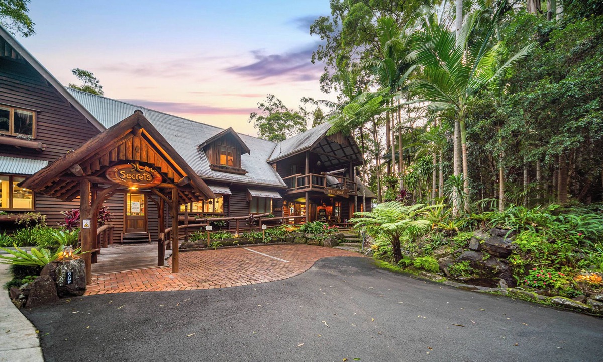 North Maleny Cottage | Secrets on the Lake