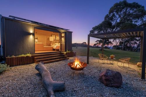 Sellicks Hill House | Sellicks Hill Eco Cabin