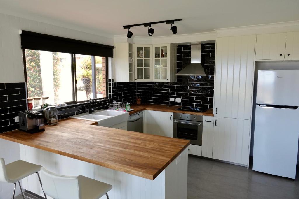 Tura Beach Apartment | Serenity Now