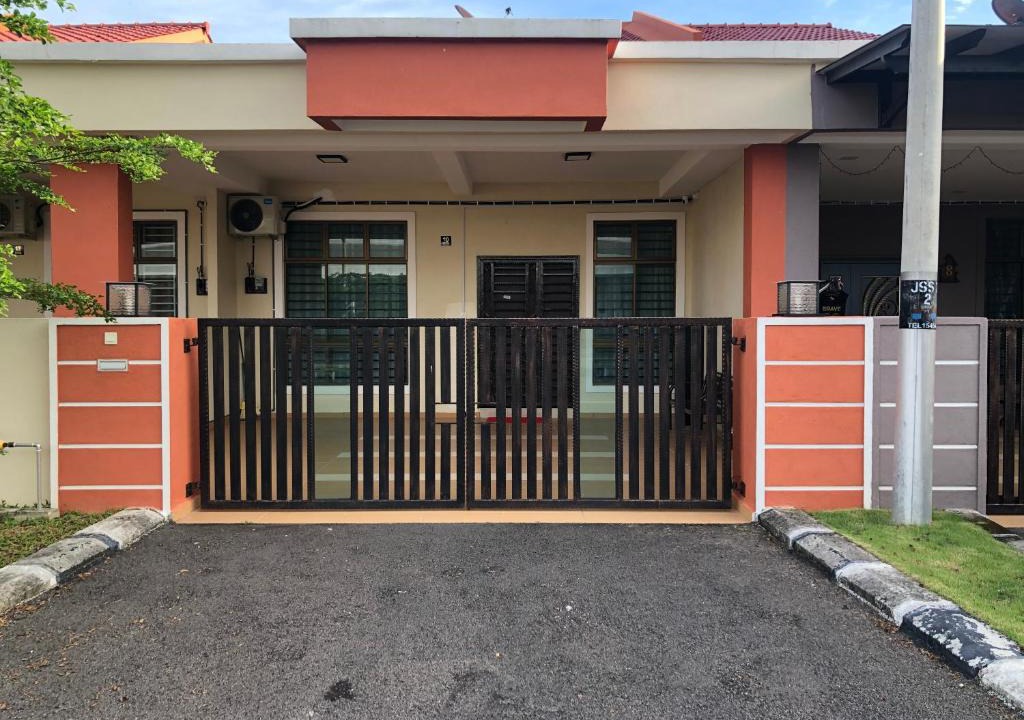 Kluang House | SetiaStayz Kluang
