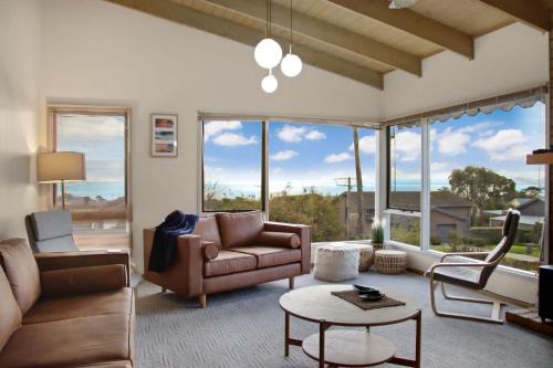 Clifton Springs House | Seven Views
