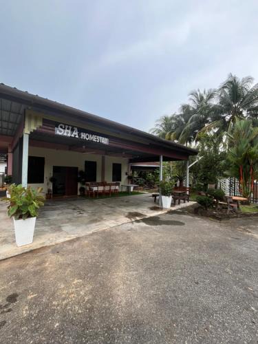 Kampung Titian Pendek House | Sha Homestay