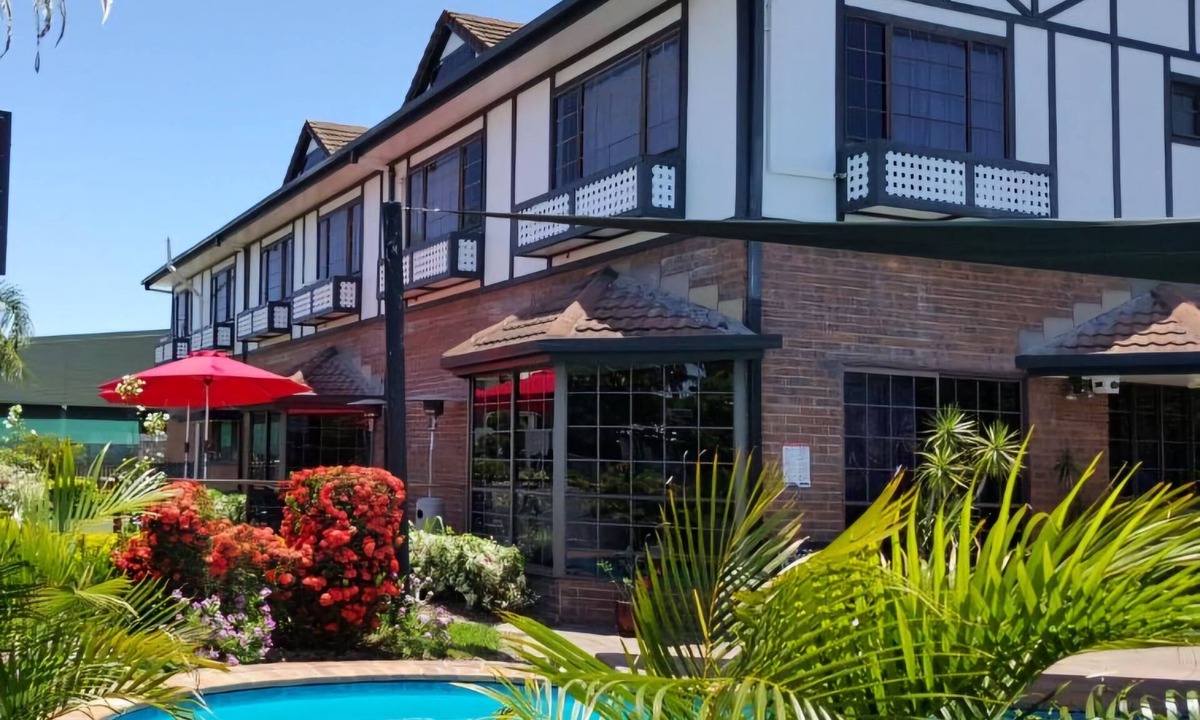 Mackay Hotel | Shakespeare Motel