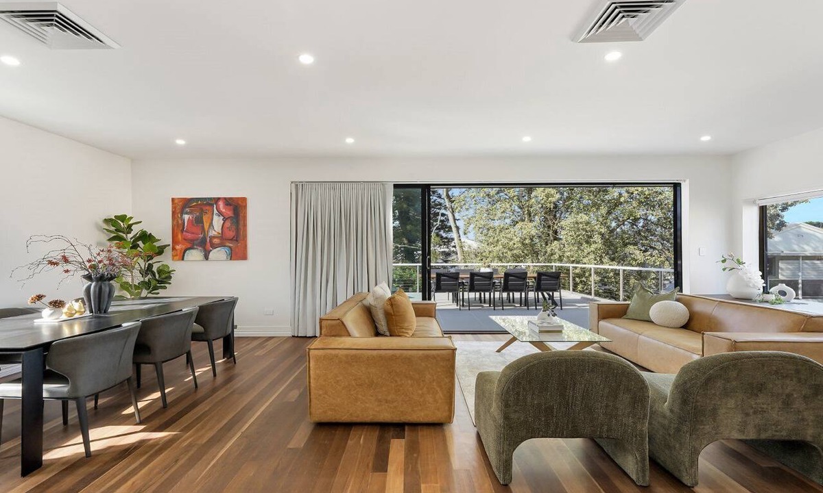 Avoca Beach Apartment | SHELL HOUSE | views, close to beach| Accom Holidays