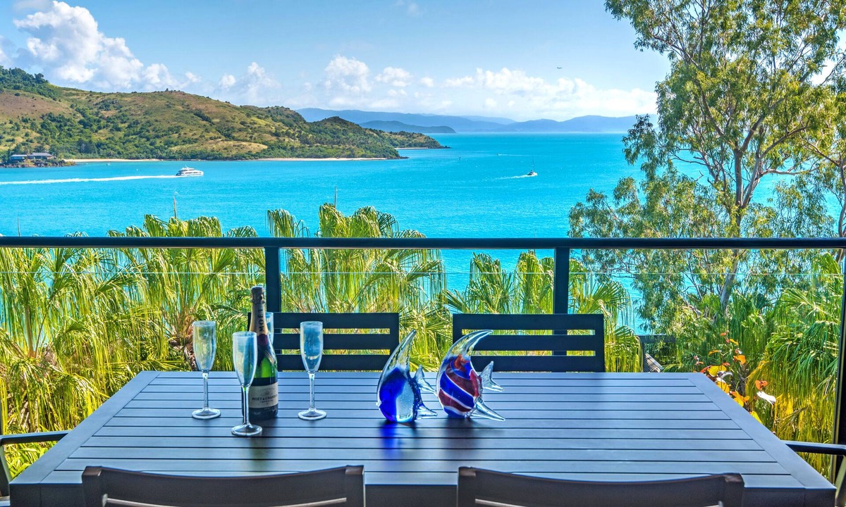 Hamilton Island Hotel | Shoreline Apartments