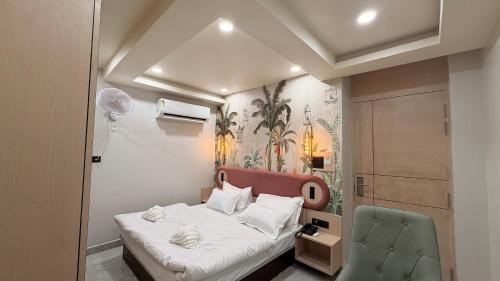 Aliganj Hotel | Shridhar inn