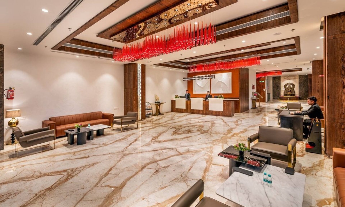 Nanded Hotel | SkkyLight Lords Inn