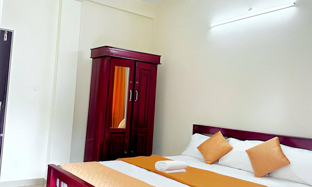 Devikolam Hotel | Skybz - Mankulam