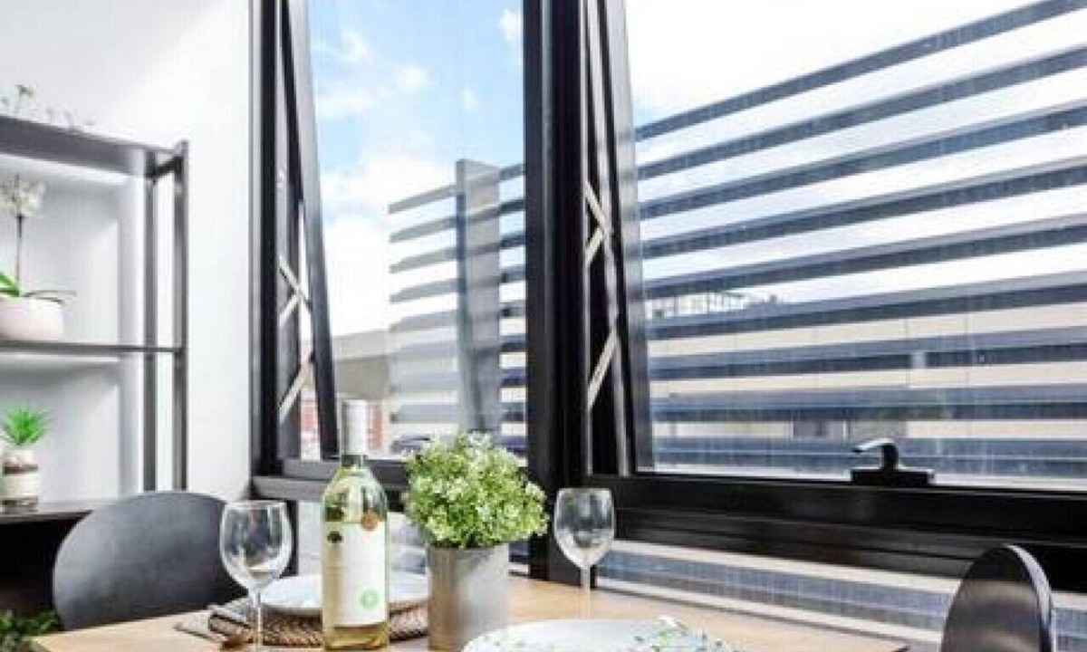 Collingwood Apartment | Sleek · Sleek Collingwood*FreeCarpark*Netflix*