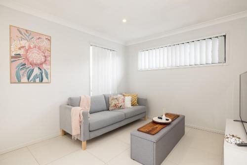 Rocklea Apartment | Smart Suites Self Check-in Apartments - Darnley St