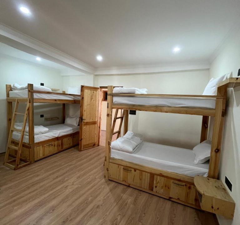 Leh Hostel | Snow Den hostel