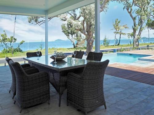 South Mission House | Solace Dream Beachfront Escape