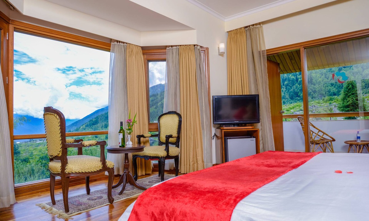 Palchan Resort | Solang Valley Resort