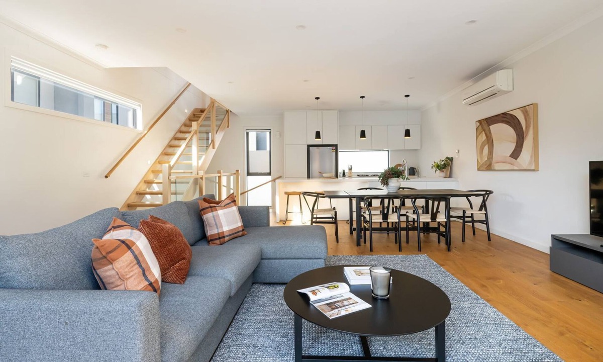 Port Melbourne House | Sommersby Terrace - Port Melbourne