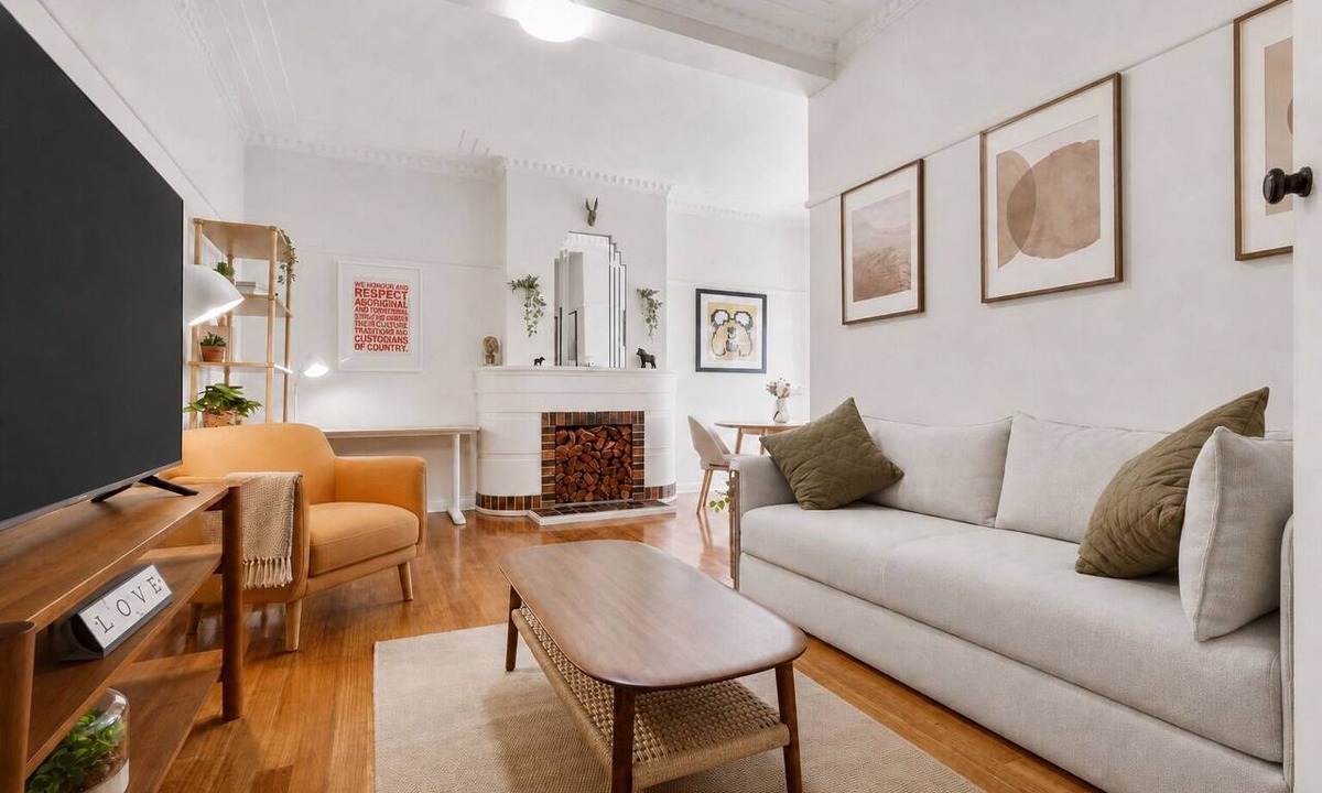 East Melbourne Apartment | Sophisticated East Melbourne Retreat by Ready Set Stay