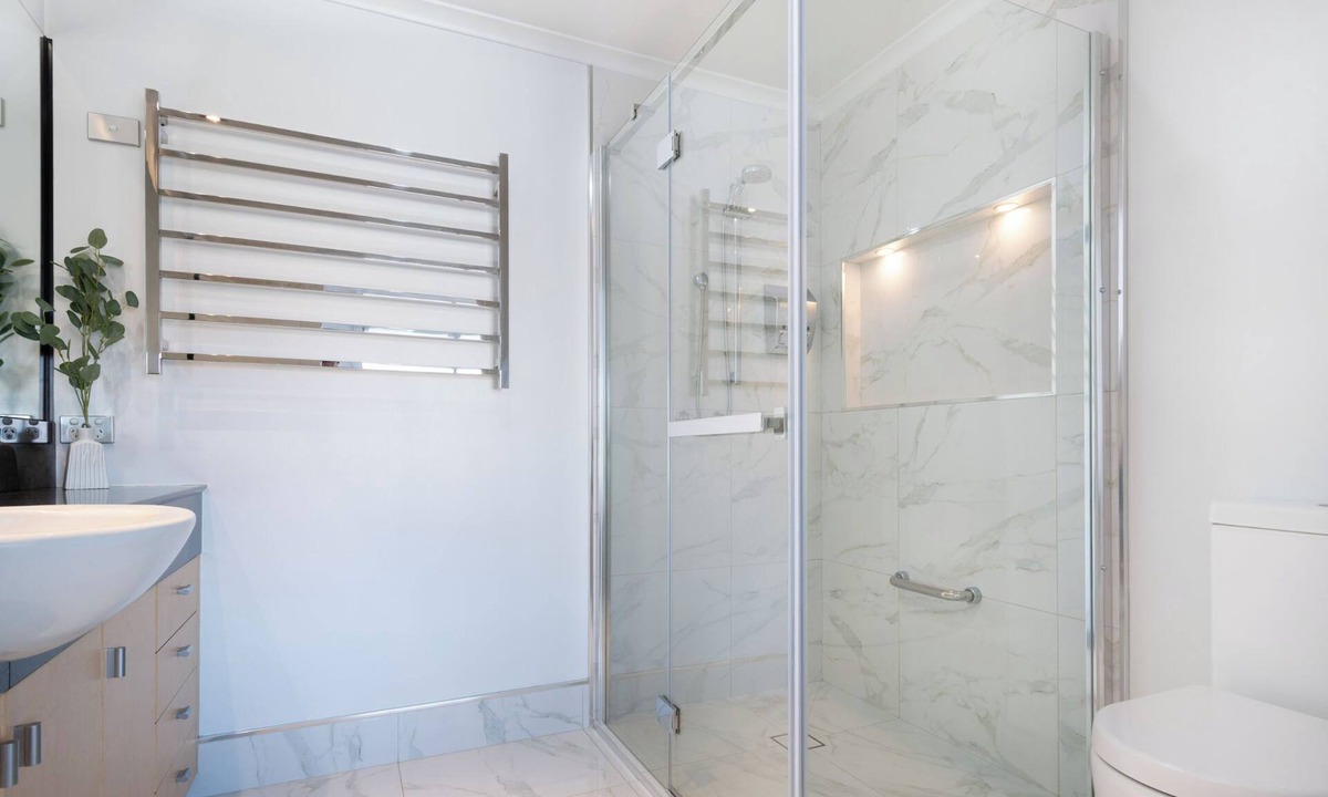 Invermay Apartment | Sophistication on Seaport: River & Marina Views