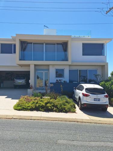 Sorrento Apartment | Sorrento Bluewater Apartment