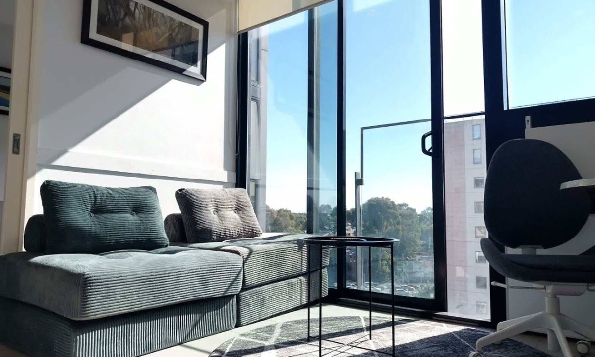 South Melbourne Apartment | South Melbourne Apartment with Gym Access