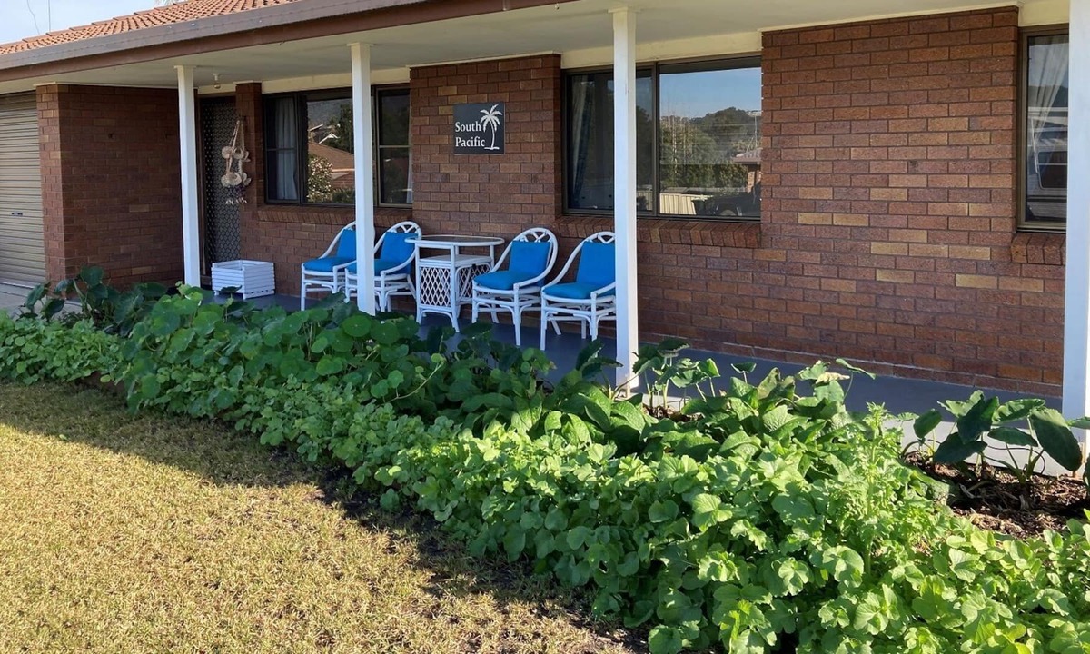 Scotts Head House | South Pacific - Scotts Head