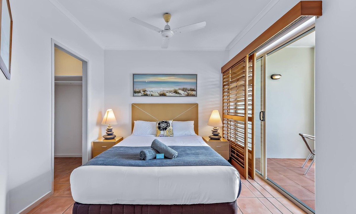 Airlie Beach Apartment | Spa Haven 17B - Ocean View WiFi Pool
