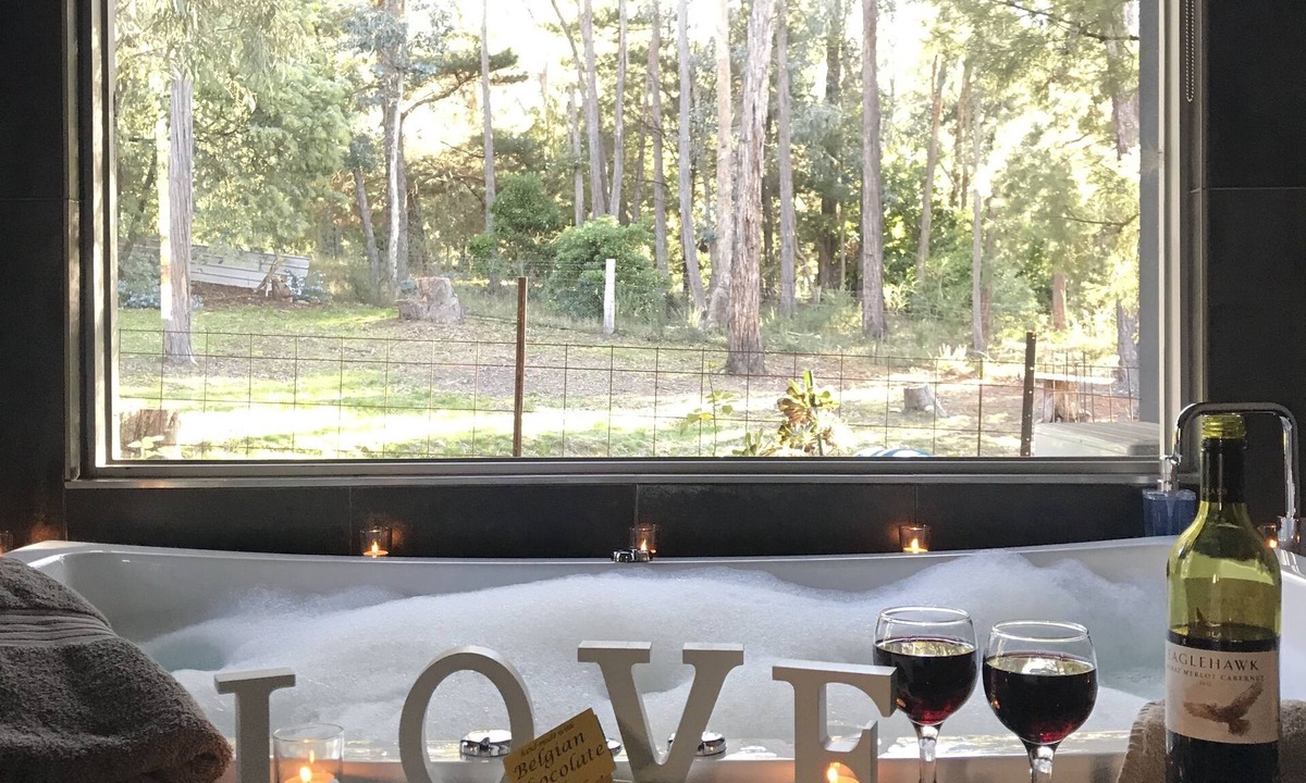 Hepburn House | Spa Suites at Raven